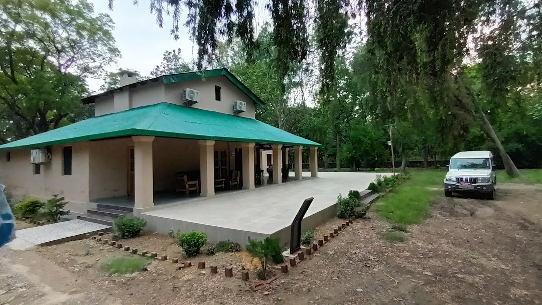 Pakhro Zone